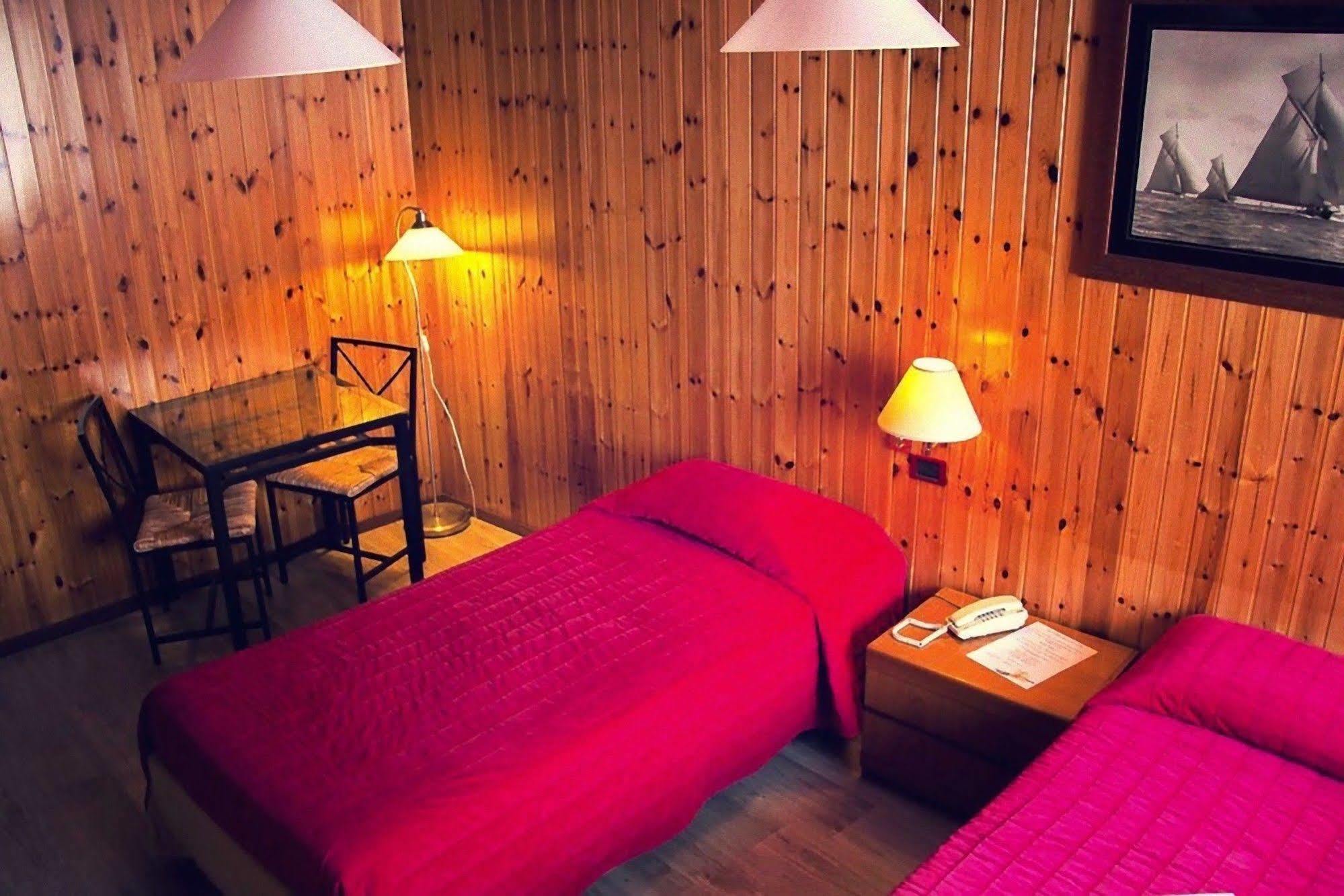 Hotel Ristorante La Perla Varallo Pombia